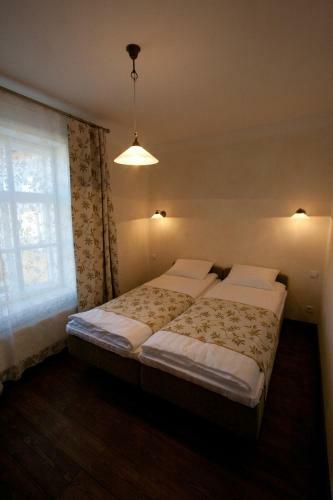 Allee Apartments