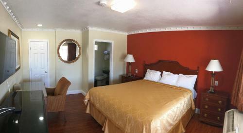Wagon Wheel Motel