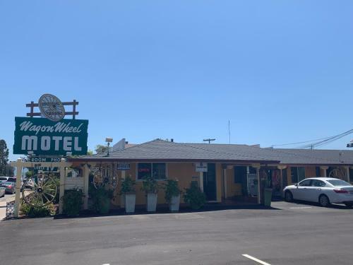 Wagon Wheel Motel