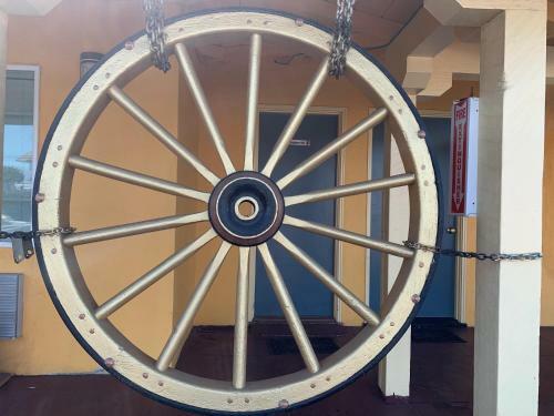 Wagon Wheel Motel