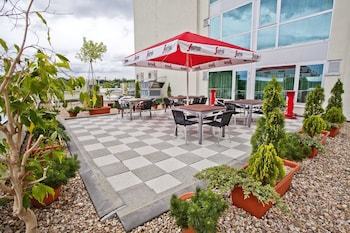 Avanti Hotel