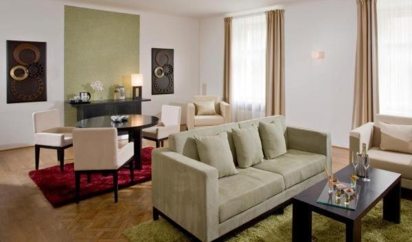 Hotel Golden Angel