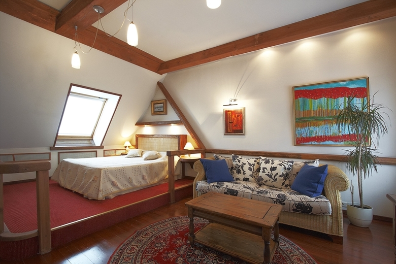 Alexander House Boutique Hotel