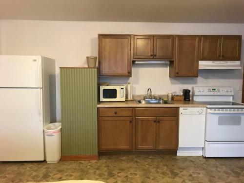 Hotel Longliner Lodge And Suites
