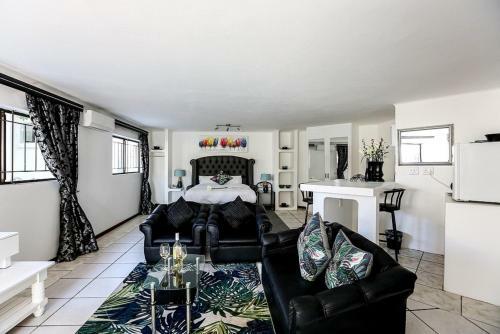 Misty Waves Boutique Hotel