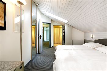 Hotel Fly Away Zurich Airport