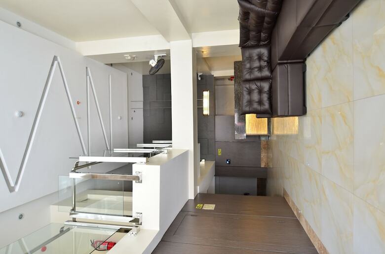 Apartamentos Oriental Zen Suites