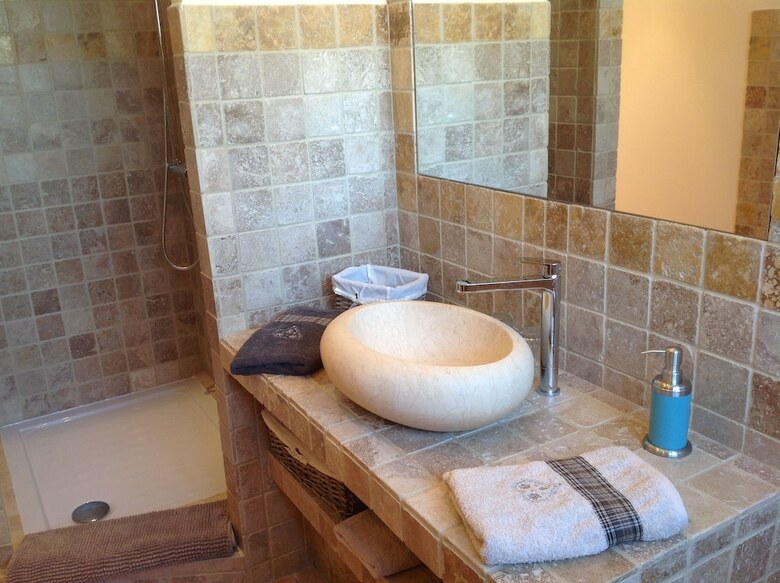 Hostal Le Patio Fleuri