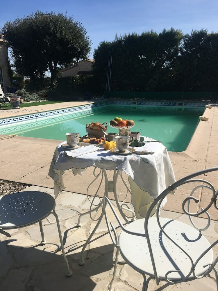Hostal Le Patio Fleuri