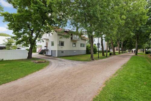 Apartamentos Majoitushuoneisto Tuomipuisto