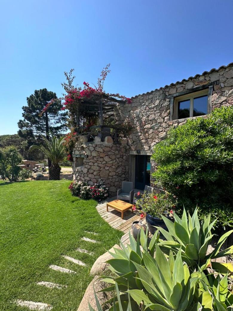 Hotel H�tel Ambassador Palombaggia
