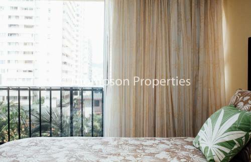 Bamboo Waikiki Apartment