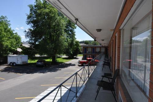 Motel Budget Inn Near Westrock
