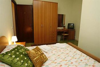 Bed & Breakfast Luana Inn Airport