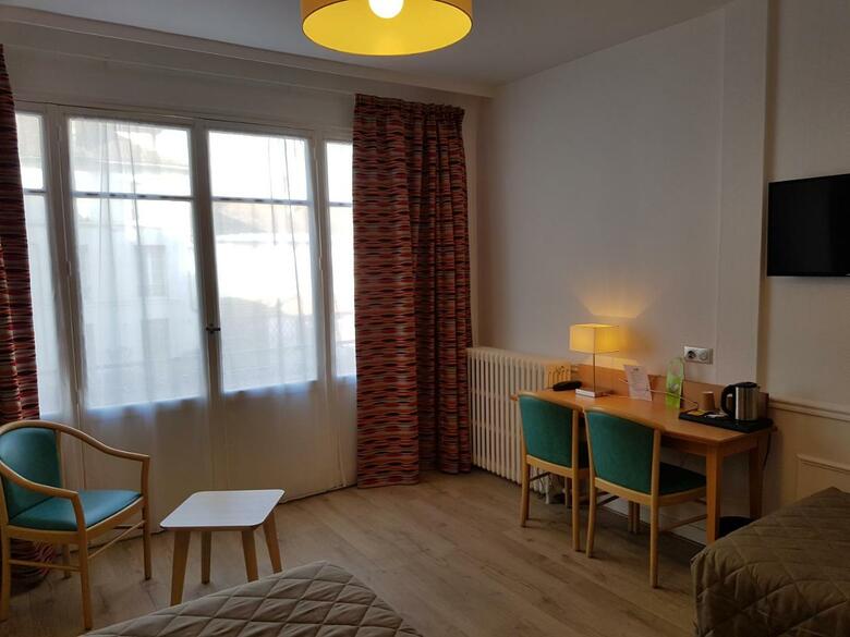 Hotel H�tel Du Cheval Rouge