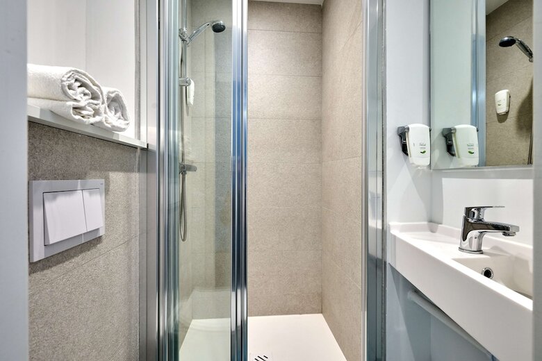 Hotel Kyriad Direct Dijon Sud - Chenove