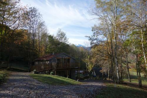 Les Cabanes De Pyrene