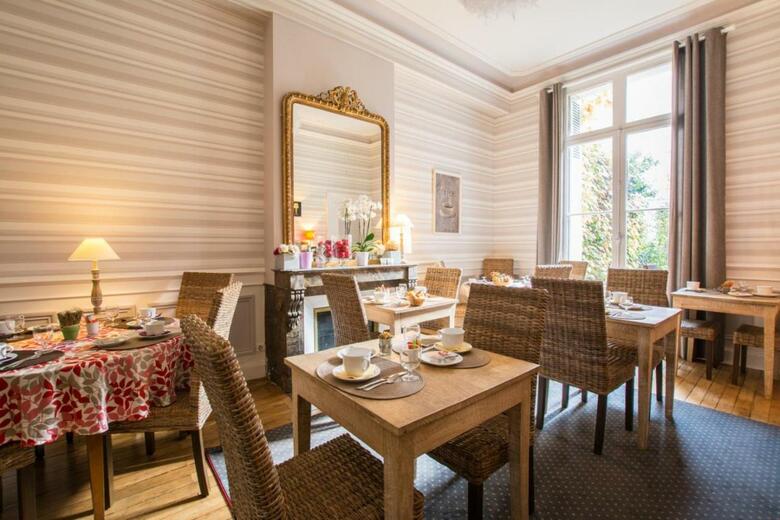 Hotel Val De Loire