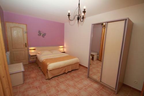 Bed & Breakfast Le Mas Des Ferrayes