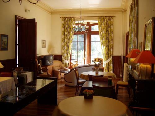 Hotel H�tel Castel De La Pique