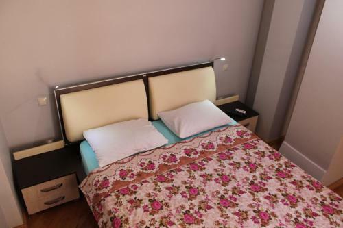 Hostal Luxury Guest House In Batumi