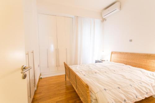 Two-bedroom Apartment Kolonaki