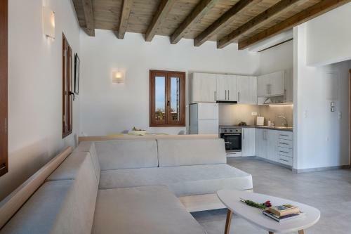 Androulakis Apartments