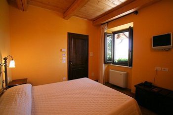 Country House Le Calvie - B&B