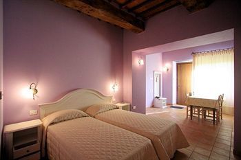 Country House Le Calvie - B&B