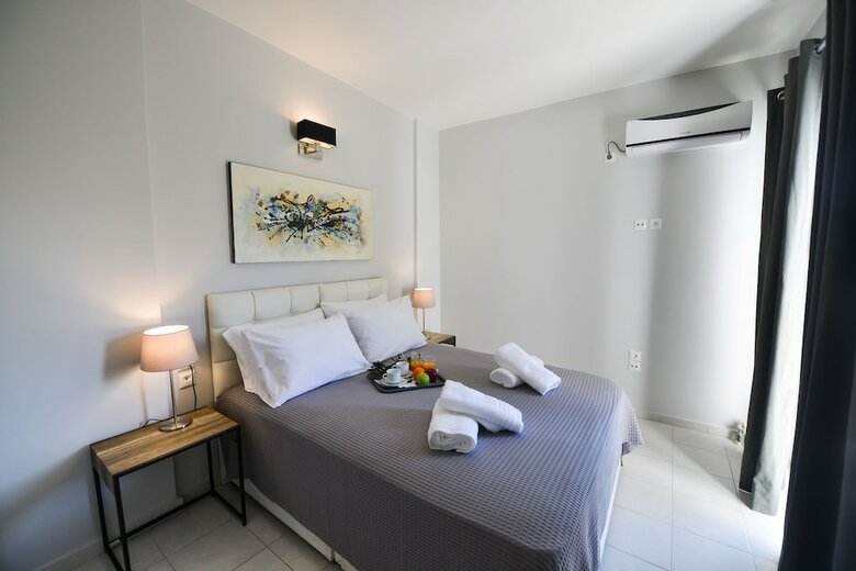 Regalo Apartments