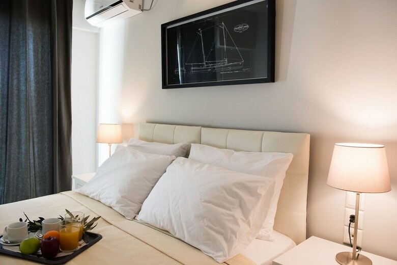 Regalo Apartments