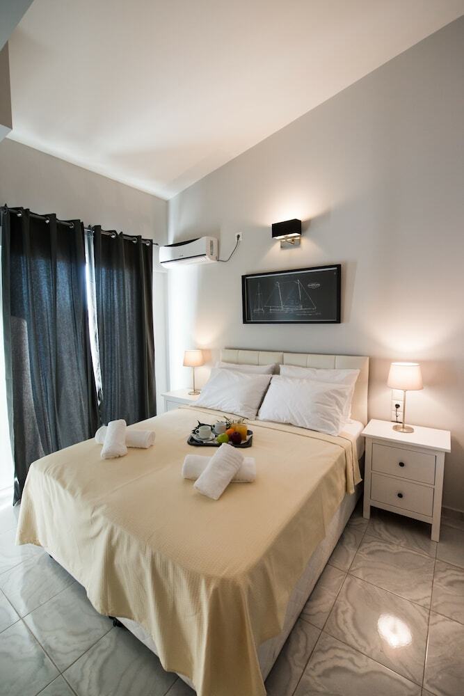 Regalo Apartments