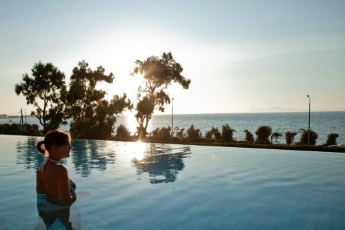 Hotel Elite Suites By Rhodes Bay