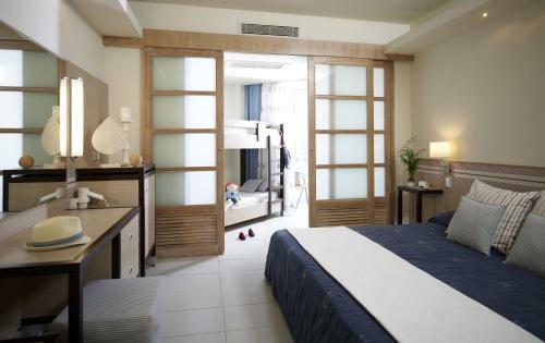 Hotel Esperides Beach Family Resort
