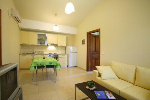 Porto Skopelos Villas