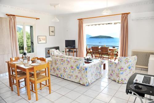 Korakias Skorpidi Villas