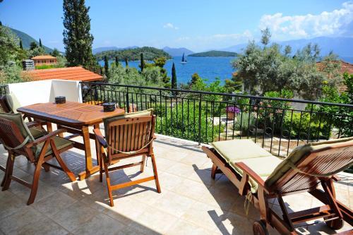 Korakias Skorpidi Villas