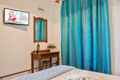 Yiannis Yard Studios & Apartments