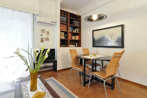 Plaka One-bedroom Apartment