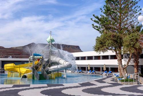 Hotel Arina Sand Resort