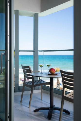 Hotel Arina Sand Resort