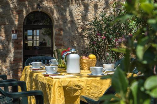 Bed & Breakfast Fattoria Di Radi