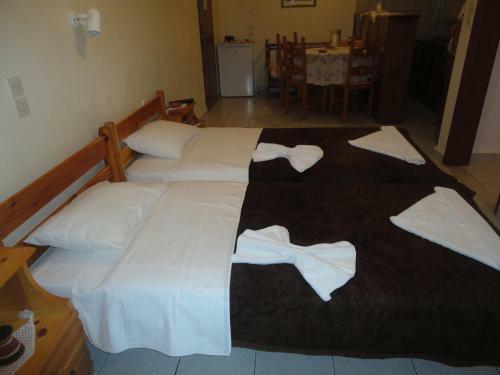 Hostal Archontika Apartments