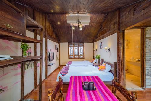 Yi Jing Inn In The World