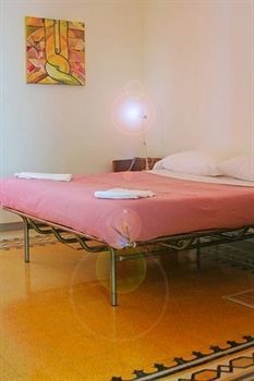 Bed & Breakfast Galilei Guest House