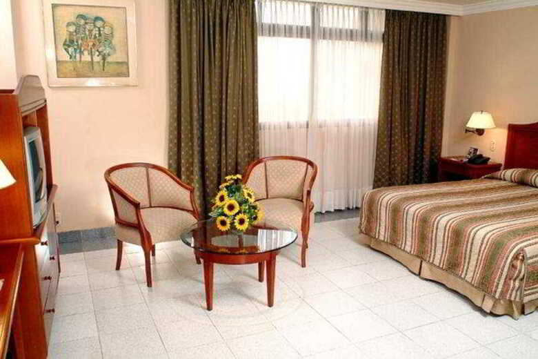Hotel Faranda Express Puerta Del Sol Barranquilla, A Member Of Radisson Individuals