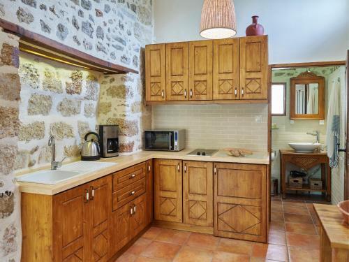 Helios Garden Boutique Apartments