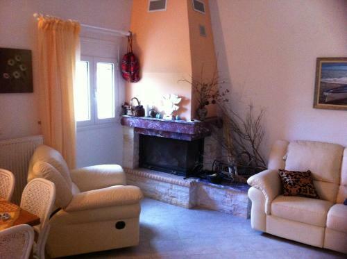 Family Apartment Ammoudi