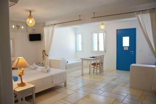 White Blue Houses & Apartments Paros