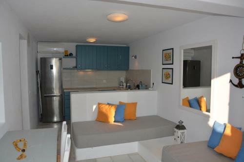 White Blue Houses & Apartments Paros